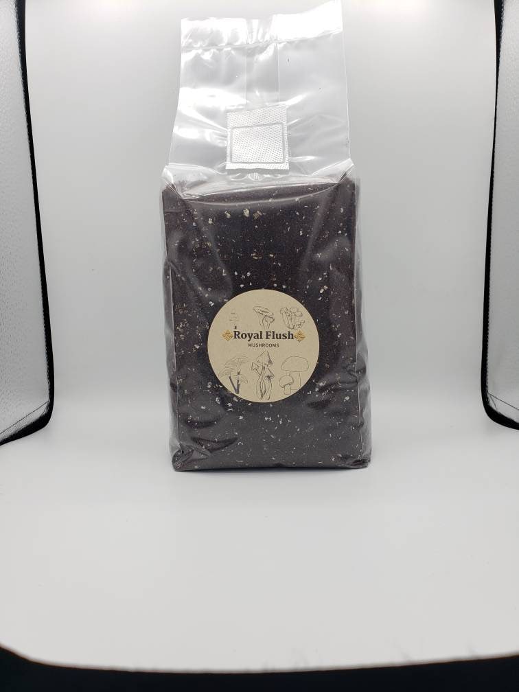 Bulk Substrate For Tub Growing - Horse Manure, Coco Coir, Vermiculite and Gypsum